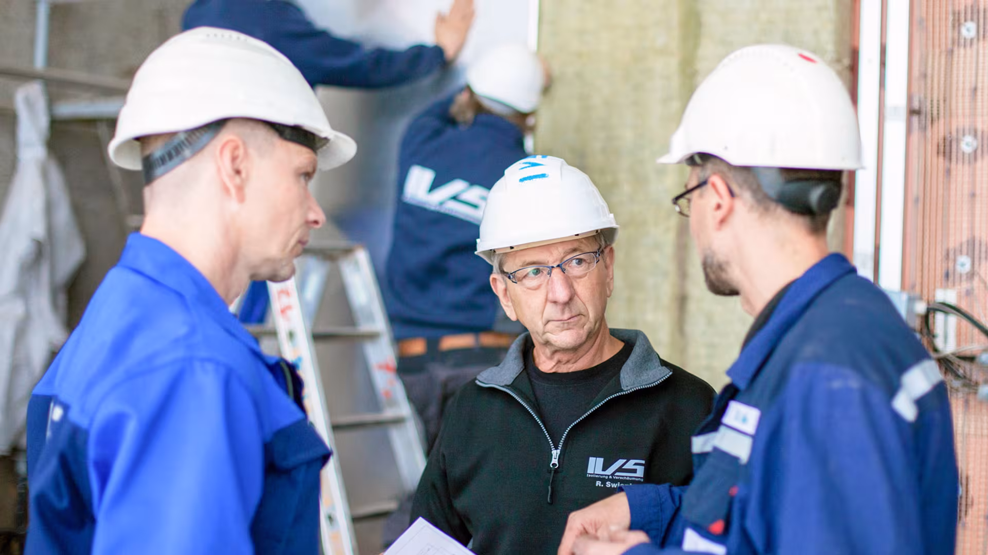 Projekt- bzw. Bauleiter bei der Aufmaßerstellung und Projektabwicklung auf einer IVS-Baustelle
